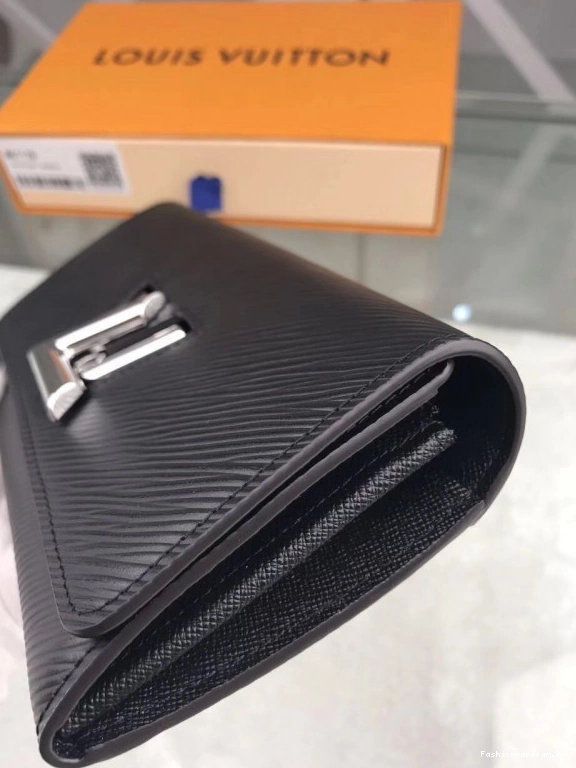 FS CHEAP Twist Louis Vuitton Wallet 0806